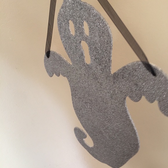 🐬 CLEARANCE ITEM: 13” Glittery Ghost Hanging Halloween Decoration - Picture 8 of 16